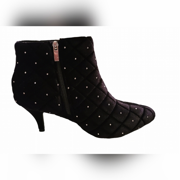 NWOB Ccomfort size 11W black booties - Picture 4 of 16